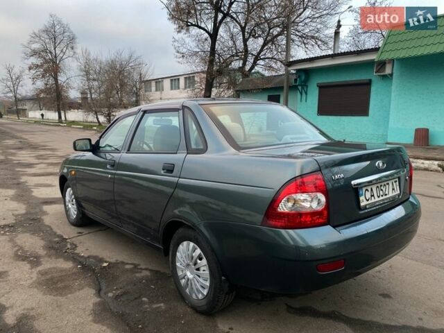 Зелений ВАЗ 2170 Priora, об'ємом двигуна 1.6 л та пробігом 190 тис. км за 2800 $, фото 1 на Automoto.ua