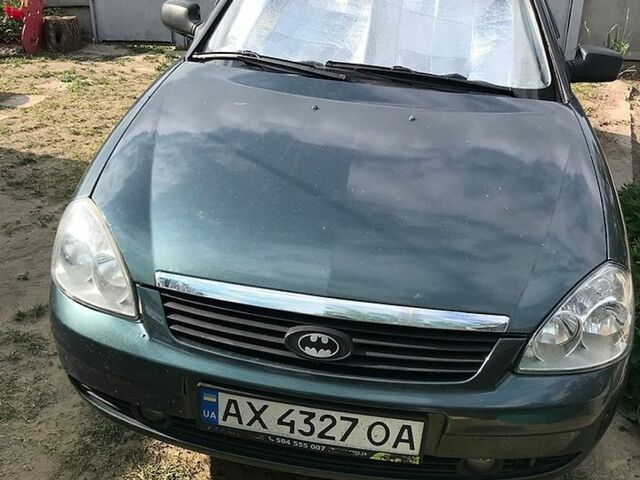 Зеленый ВАЗ 2170 Priora, объемом двигателя 1.6 л и пробегом 140 тыс. км за 2200 $, фото 1 на Automoto.ua
