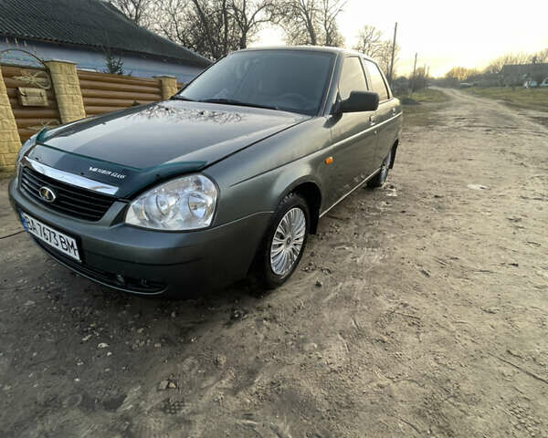 Зеленый ВАЗ 2170 Priora, объемом двигателя 1.6 л и пробегом 180 тыс. км за 3600 $, фото 1 на Automoto.ua