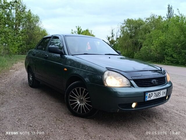 Зеленый ВАЗ 2170 Priora, объемом двигателя 1.6 л и пробегом 200 тыс. км за 1150 $, фото 1 на Automoto.ua