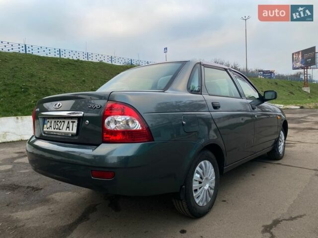 Зеленый ВАЗ 2170 Priora, объемом двигателя 1.6 л и пробегом 190 тыс. км за 2800 $, фото 1 на Automoto.ua