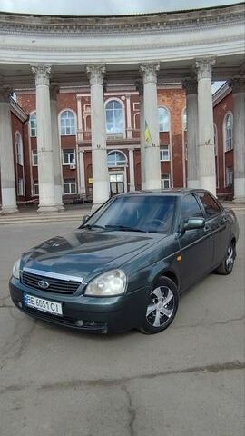 Зелений ВАЗ 2170 Priora, об'ємом двигуна 1.6 л та пробігом 209 тис. км за 2800 $, фото 1 на Automoto.ua