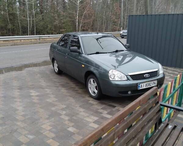 Зеленый ВАЗ 2170 Priora, объемом двигателя 1.6 л и пробегом 124 тыс. км за 4000 $, фото 1 на Automoto.ua