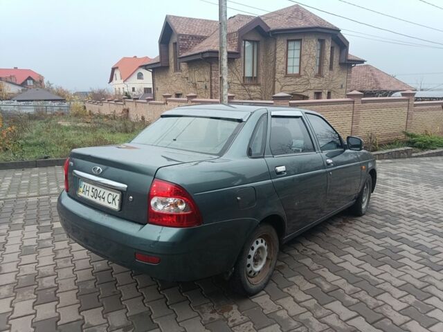 Зелений ВАЗ 2170 Priora, об'ємом двигуна 1.6 л та пробігом 201 тис. км за 1400 $, фото 1 на Automoto.ua