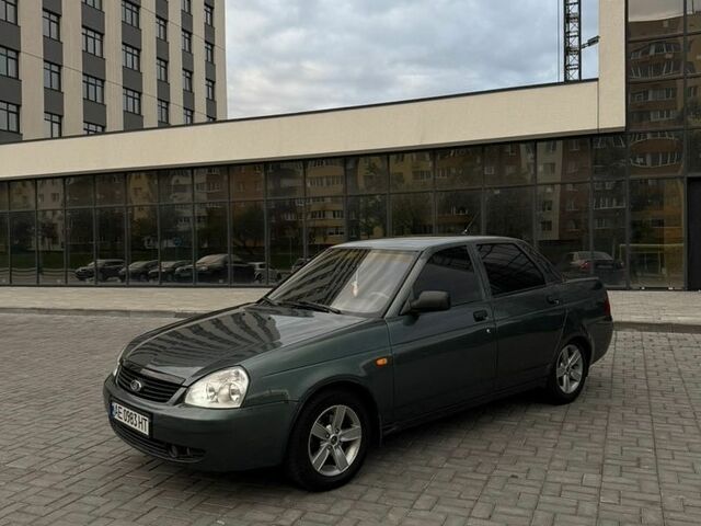 Зеленый ВАЗ 2170 Priora, объемом двигателя 1.6 л и пробегом 167 тыс. км за 2700 $, фото 1 на Automoto.ua
