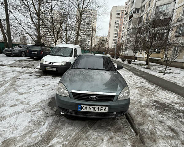 Зелений ВАЗ 2170 Priora, об'ємом двигуна 1.6 л та пробігом 180 тис. км за 2500 $, фото 1 на Automoto.ua