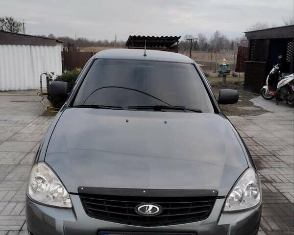 Зеленый ВАЗ 2170 Priora, объемом двигателя 1.6 л и пробегом 280 тыс. км за 2800 $, фото 1 на Automoto.ua