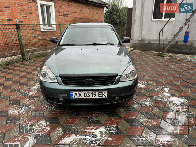 Зеленый ВАЗ 2170 Priora, объемом двигателя 1.6 л и пробегом 169 тыс. км за 3000 $, фото 1 на Automoto.ua