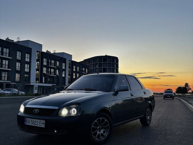 Зеленый ВАЗ 2170 Priora, объемом двигателя 1.6 л и пробегом 250 тыс. км за 2500 $, фото 1 на Automoto.ua