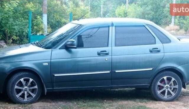 Зеленый ВАЗ 2170 Priora, объемом двигателя 1.6 л и пробегом 95 тыс. км за 4500 $, фото 1 на Automoto.ua