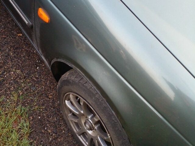 Зелений ВАЗ 2170 Priora, об'ємом двигуна 1.6 л та пробігом 180 тис. км за 3300 $, фото 1 на Automoto.ua