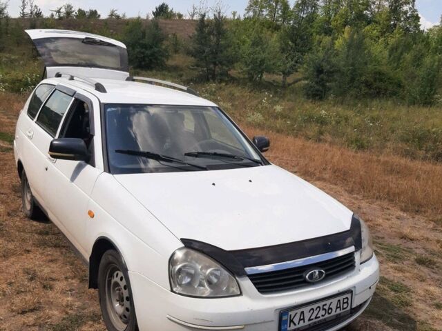 Білий ВАЗ 2171 Priora, об'ємом двигуна 1.6 л та пробігом 150 тис. км за 3100 $, фото 1 на Automoto.ua
