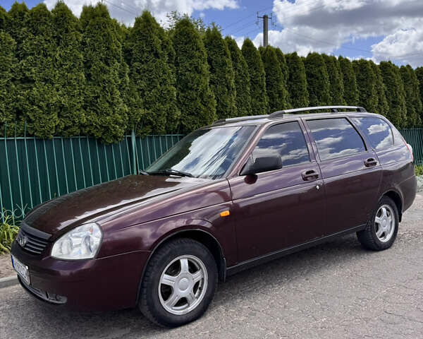 Червоний ВАЗ 2171 Priora, об'ємом двигуна 1.6 л та пробігом 199 тис. км за 2750 $, фото 1 на Automoto.ua