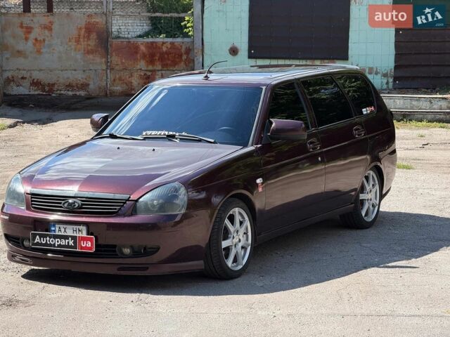 Красный ВАЗ 2171 Priora, объемом двигателя 1.6 л и пробегом 141 тыс. км за 3190 $, фото 1 на Automoto.ua