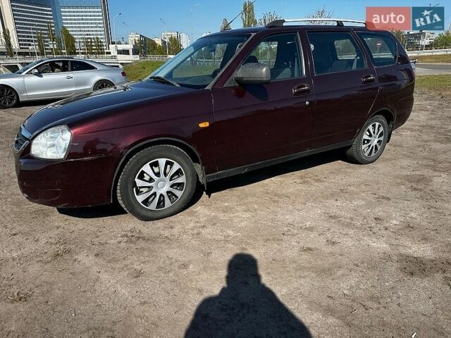 Красный ВАЗ 2171 Priora, объемом двигателя 1.6 л и пробегом 174 тыс. км за 3000 $, фото 1 на Automoto.ua