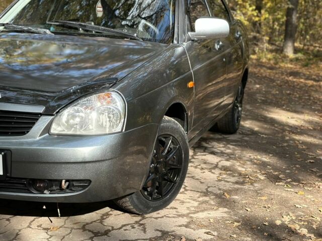 Серый ВАЗ 2171 Priora, объемом двигателя 1.6 л и пробегом 2 тыс. км за 3250 $, фото 1 на Automoto.ua