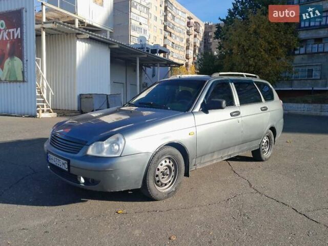 Серый ВАЗ 2171 Priora, объемом двигателя 1.6 л и пробегом 300 тыс. км за 3600 $, фото 1 на Automoto.ua