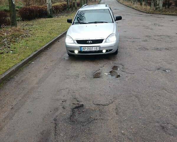 Серый ВАЗ 2171 Priora, объемом двигателя 0 л и пробегом 283 тыс. км за 3200 $, фото 1 на Automoto.ua