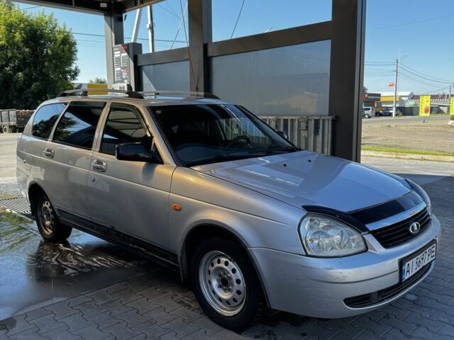Сірий ВАЗ 2171 Priora, об'ємом двигуна 1.6 л та пробігом 268 тис. км за 1801 $, фото 1 на Automoto.ua