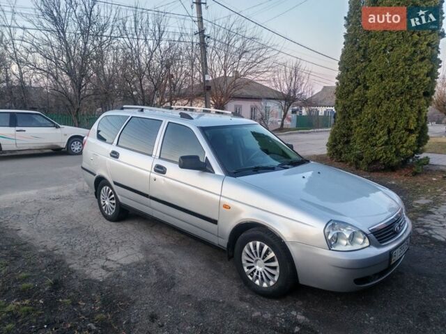 Серый ВАЗ 2171 Priora, объемом двигателя 1.6 л и пробегом 200 тыс. км за 3200 $, фото 1 на Automoto.ua