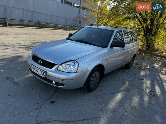 Серый ВАЗ 2171 Priora, объемом двигателя 1.6 л и пробегом 76 тыс. км за 3700 $, фото 1 на Automoto.ua