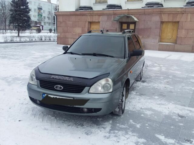 Серый ВАЗ 2171 Priora, объемом двигателя 0 л и пробегом 257 тыс. км за 3456 $, фото 1 на Automoto.ua