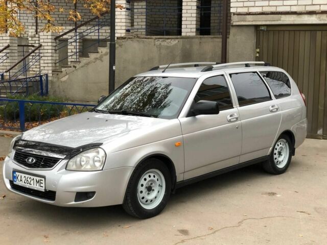 Серый ВАЗ 2171 Priora, объемом двигателя 1.6 л и пробегом 85 тыс. км за 3450 $, фото 1 на Automoto.ua