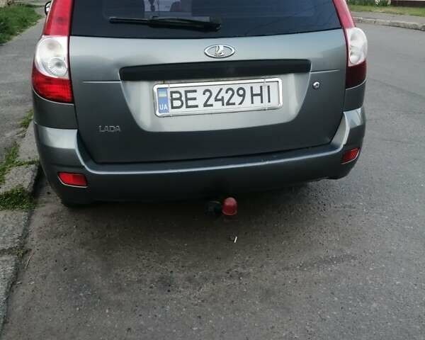 Серый ВАЗ 2171 Priora, объемом двигателя 1.6 л и пробегом 290 тыс. км за 3000 $, фото 1 на Automoto.ua