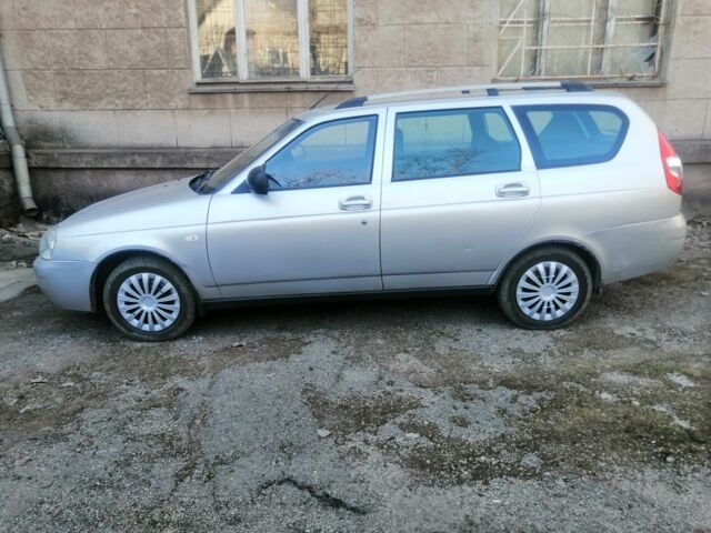 Сірий ВАЗ 2171 Priora, об'ємом двигуна 1.6 л та пробігом 500 тис. км за 2500 $, фото 1 на Automoto.ua