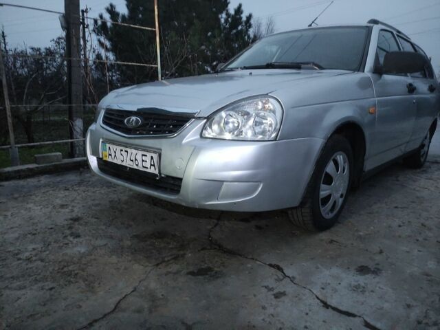 Сірий ВАЗ 2171 Priora, об'ємом двигуна 1.6 л та пробігом 300 тис. км за 2000 $, фото 1 на Automoto.ua