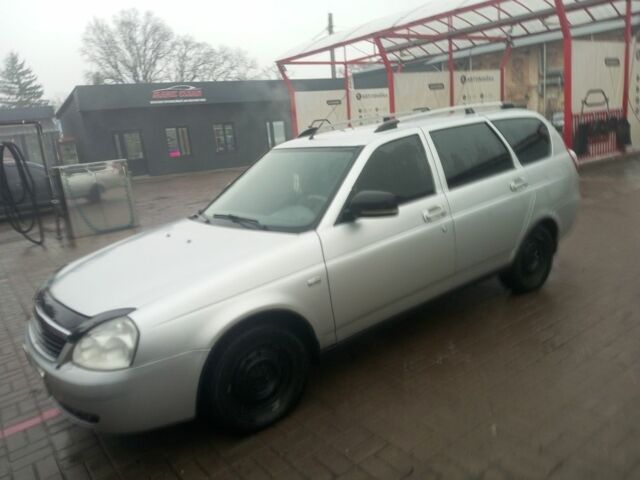 Серый ВАЗ 2171 Priora, объемом двигателя 1.6 л и пробегом 187 тыс. км за 2300 $, фото 1 на Automoto.ua