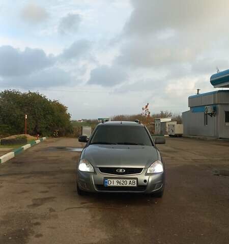 Серый ВАЗ 2171 Priora, объемом двигателя 1.6 л и пробегом 131 тыс. км за 2800 $, фото 1 на Automoto.ua