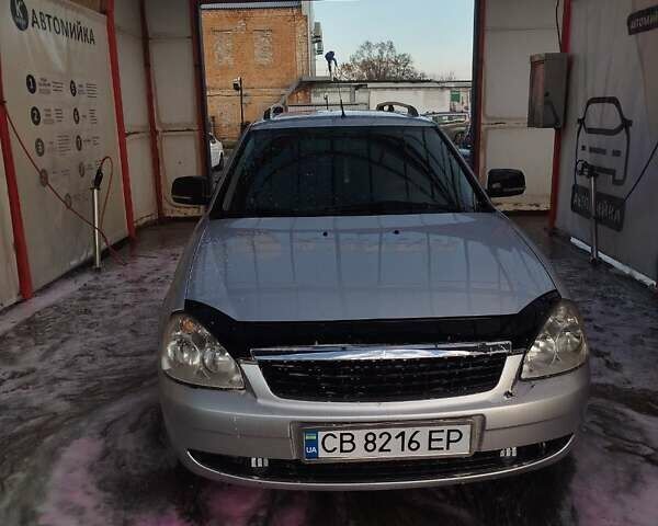 Серый ВАЗ 2171 Priora, объемом двигателя 1.6 л и пробегом 186 тыс. км за 3000 $, фото 1 на Automoto.ua
