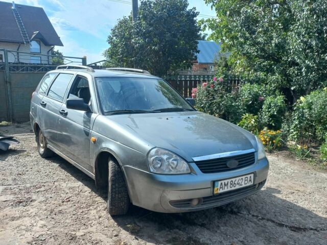 Сірий ВАЗ 2171 Priora, об'ємом двигуна 1.7 л та пробігом 320 тис. км за 2006 $, фото 1 на Automoto.ua