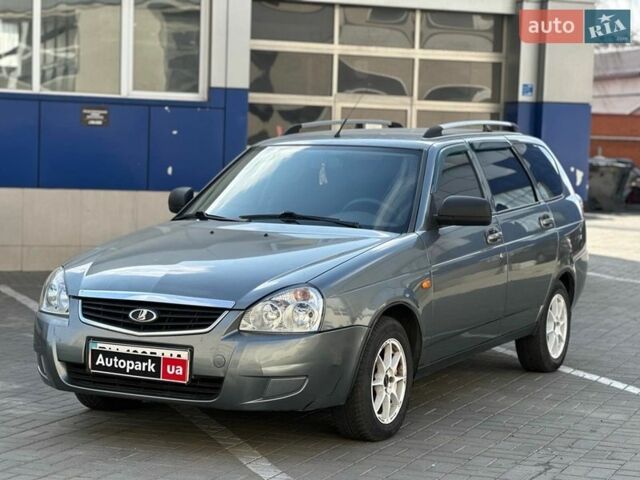 Серый ВАЗ 2171 Priora, объемом двигателя 1.6 л и пробегом 99 тыс. км за 3940 $, фото 1 на Automoto.ua