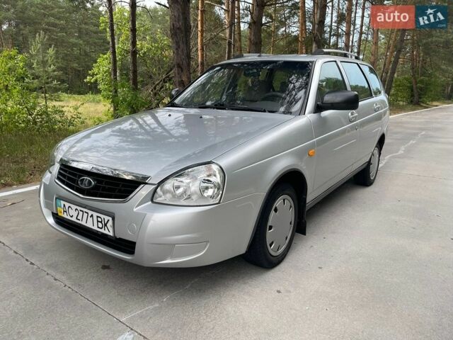 Серый ВАЗ 2171 Priora, объемом двигателя 1.6 л и пробегом 93 тыс. км за 3800 $, фото 1 на Automoto.ua