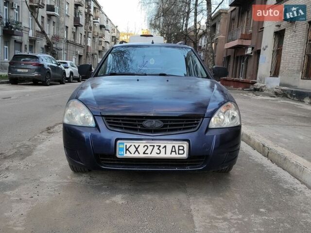 Синий ВАЗ 2171 Priora, объемом двигателя 1.6 л и пробегом 275 тыс. км за 3000 $, фото 1 на Automoto.ua
