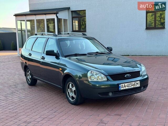 Зеленый ВАЗ 2171 Priora, объемом двигателя 1.6 л и пробегом 196 тыс. км за 2400 $, фото 1 на Automoto.ua