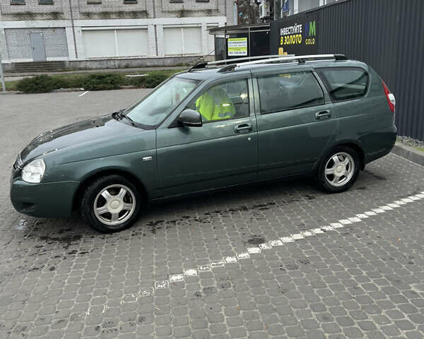 Зеленый ВАЗ 2171 Priora, объемом двигателя 1.6 л и пробегом 193 тыс. км за 2800 $, фото 1 на Automoto.ua
