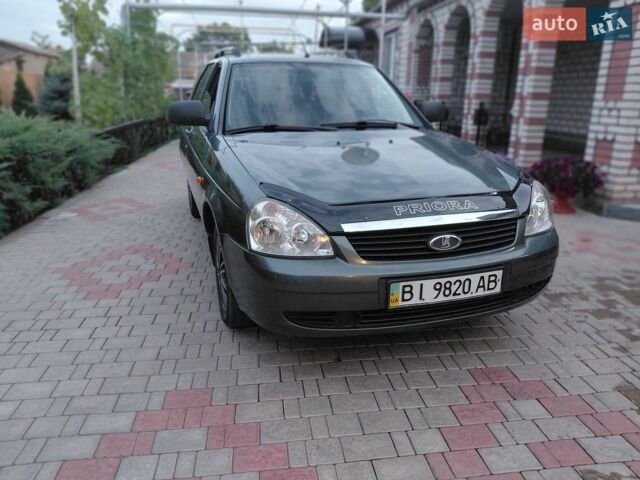 Зеленый ВАЗ 2171 Priora, объемом двигателя 1.6 л и пробегом 200 тыс. км за 2999 $, фото 1 на Automoto.ua