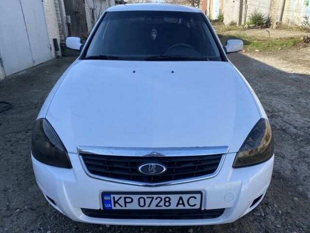 Білий ВАЗ 2172 Priora, об'ємом двигуна 1.6 л та пробігом 183 тис. км за 6200 $, фото 1 на Automoto.ua
