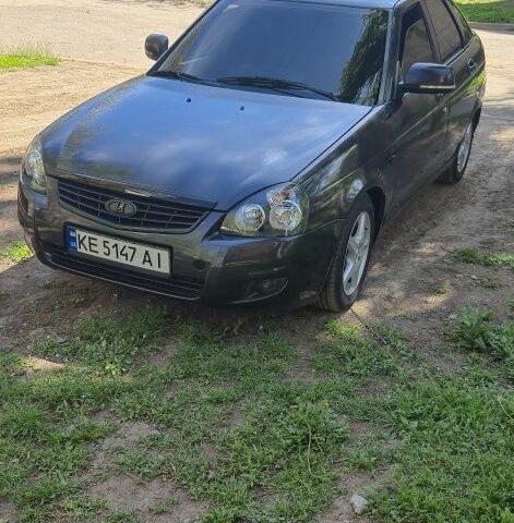 Черный ВАЗ 2172 Priora, объемом двигателя 1.6 л и пробегом 125 тыс. км за 3802 $, фото 1 на Automoto.ua