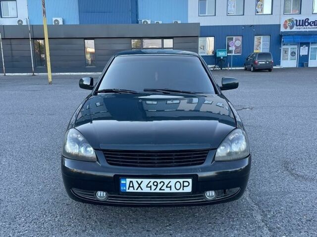 Чорний ВАЗ 2172 Priora, об'ємом двигуна 1.6 л та пробігом 245 тис. км за 2000 $, фото 1 на Automoto.ua