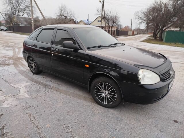 Чорний ВАЗ 2172 Priora, об'ємом двигуна 1.6 л та пробігом 169 тис. км за 2850 $, фото 1 на Automoto.ua