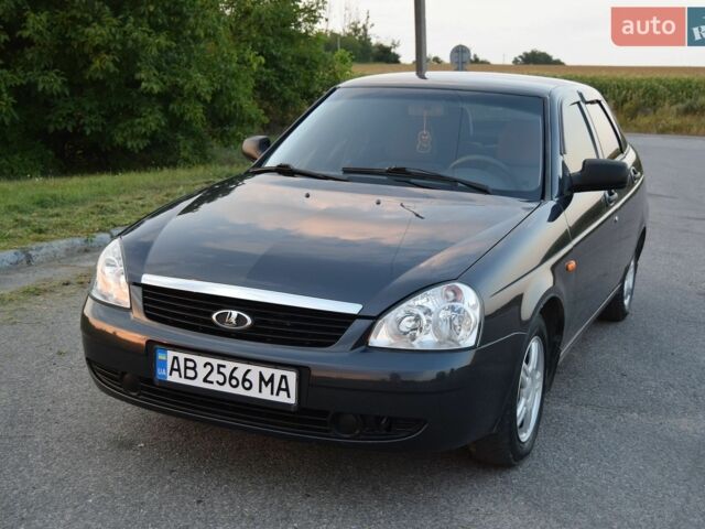 Чорний ВАЗ 2172 Priora, об'ємом двигуна 1.6 л та пробігом 98 тис. км за 2800 $, фото 1 на Automoto.ua