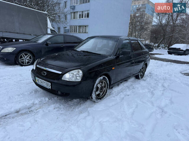 Черный ВАЗ 2172 Priora, объемом двигателя 1.6 л и пробегом 250 тыс. км за 1600 $, фото 1 на Automoto.ua