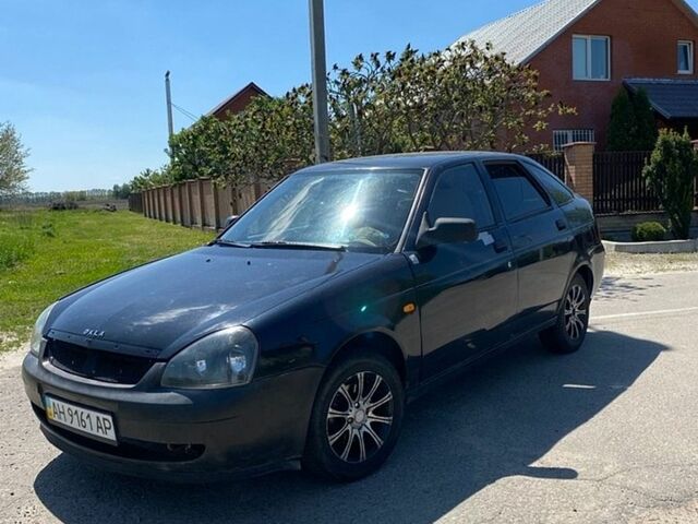 Черный ВАЗ 2172 Priora, объемом двигателя 1.6 л и пробегом 160 тыс. км за 1500 $, фото 1 на Automoto.ua