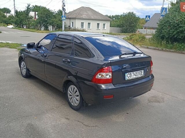 Чорний ВАЗ 2172 Priora, об'ємом двигуна 1.6 л та пробігом 214 тис. км за 1900 $, фото 1 на Automoto.ua