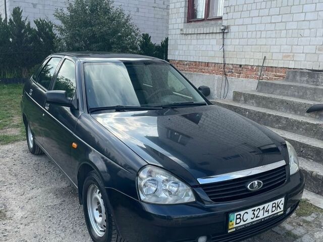 Черный ВАЗ 2172 Priora, объемом двигателя 1.6 л и пробегом 176 тыс. км за 2900 $, фото 1 на Automoto.ua