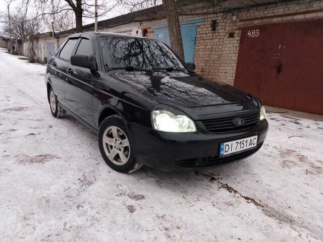 Черный ВАЗ 2172 Priora, объемом двигателя 1.6 л и пробегом 142 тыс. км за 2050 $, фото 1 на Automoto.ua
